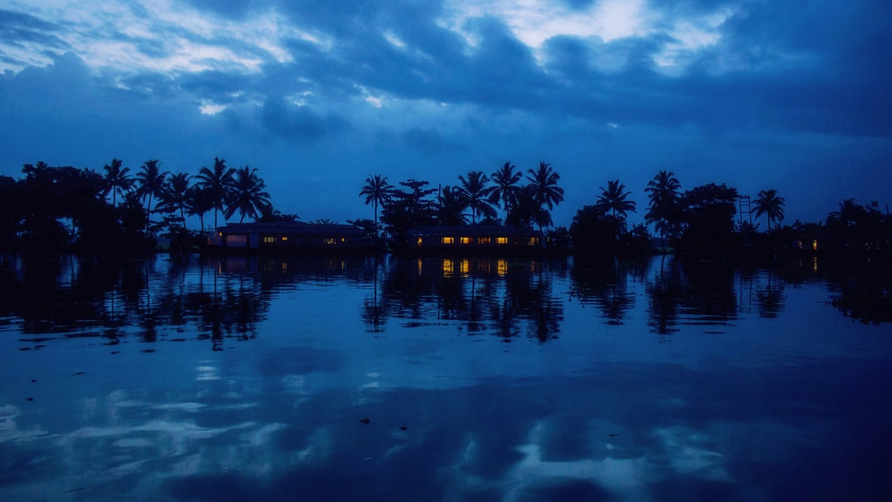 Alappuzha, Kerala (© Gautam Krishna/Getty Images) desktop wallpaper