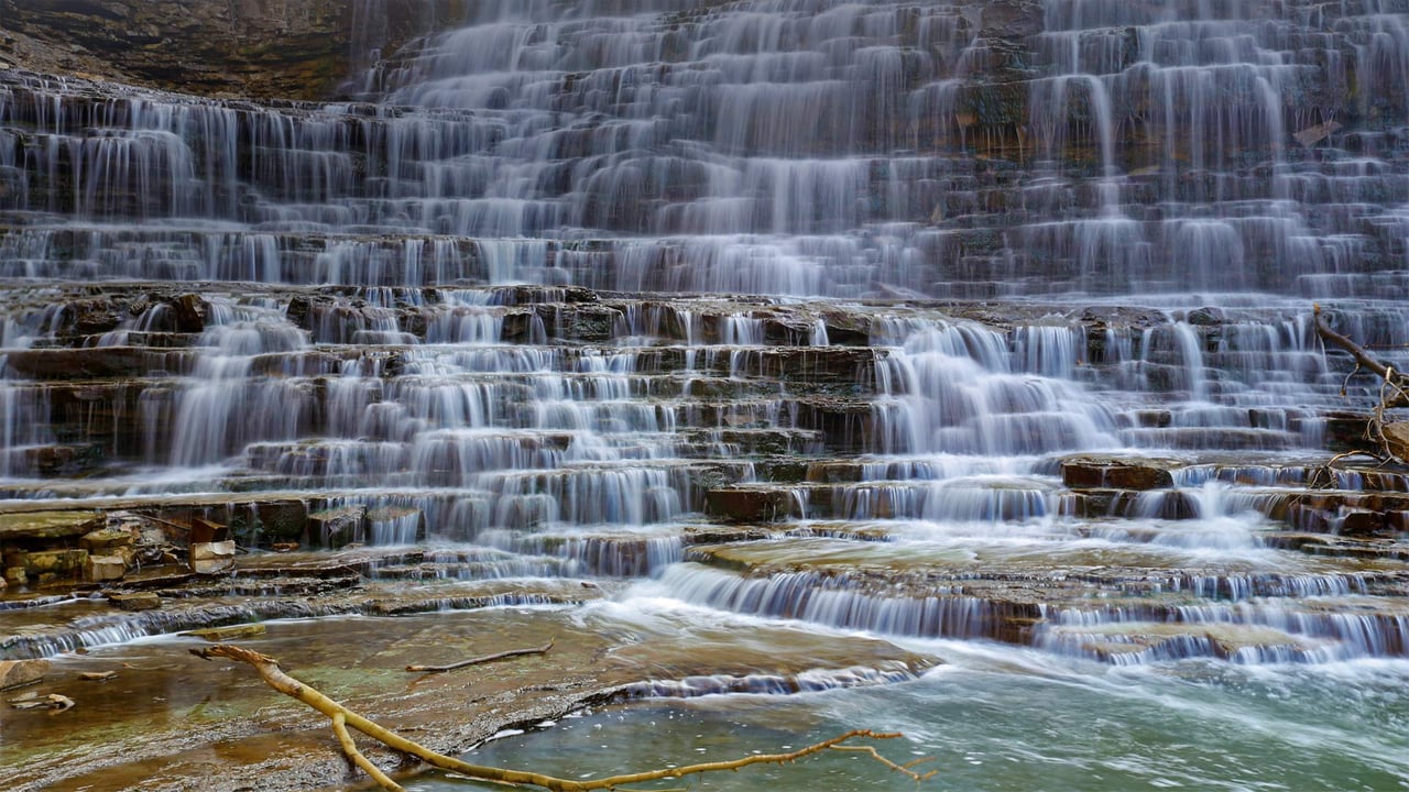 Albion Falls, Hamilton, Ontario, Canada (© Alexander Sviridov/Shutterstock) desktop wallpaper