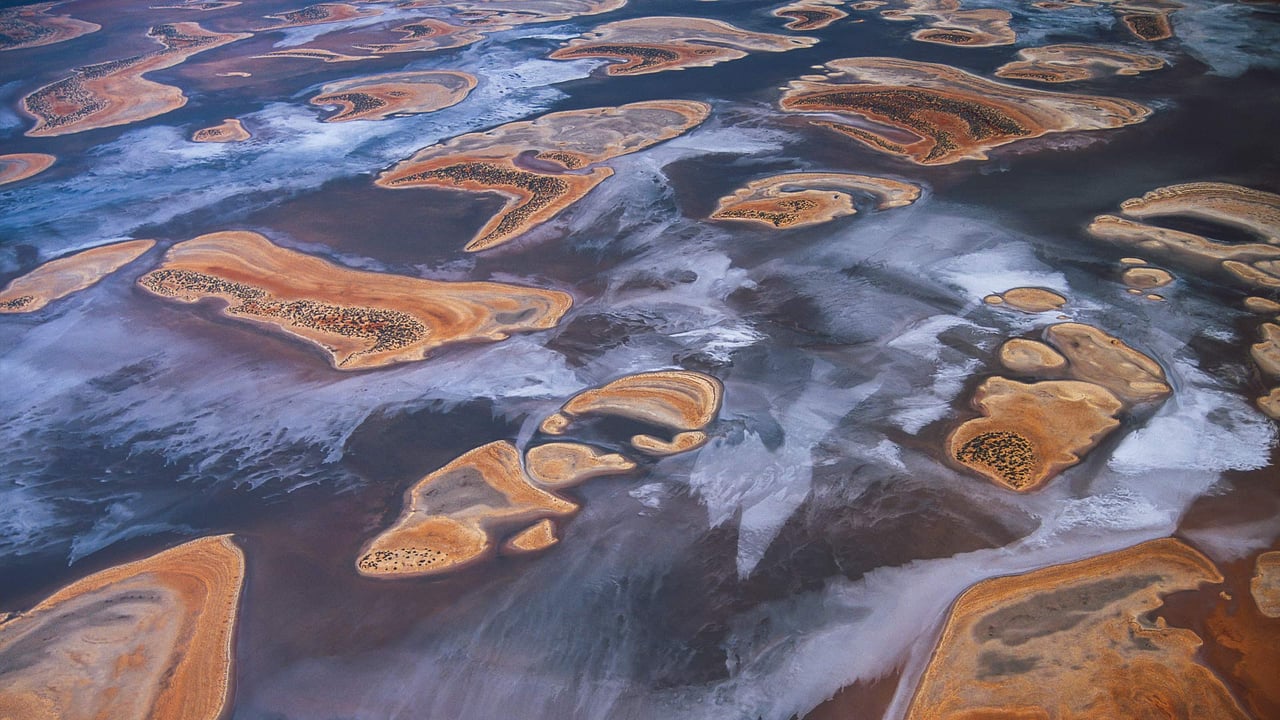 Australian salt lakes from above (© Philippe Bourseiller/The Image Bank/Getty Images) desktop wallpaper