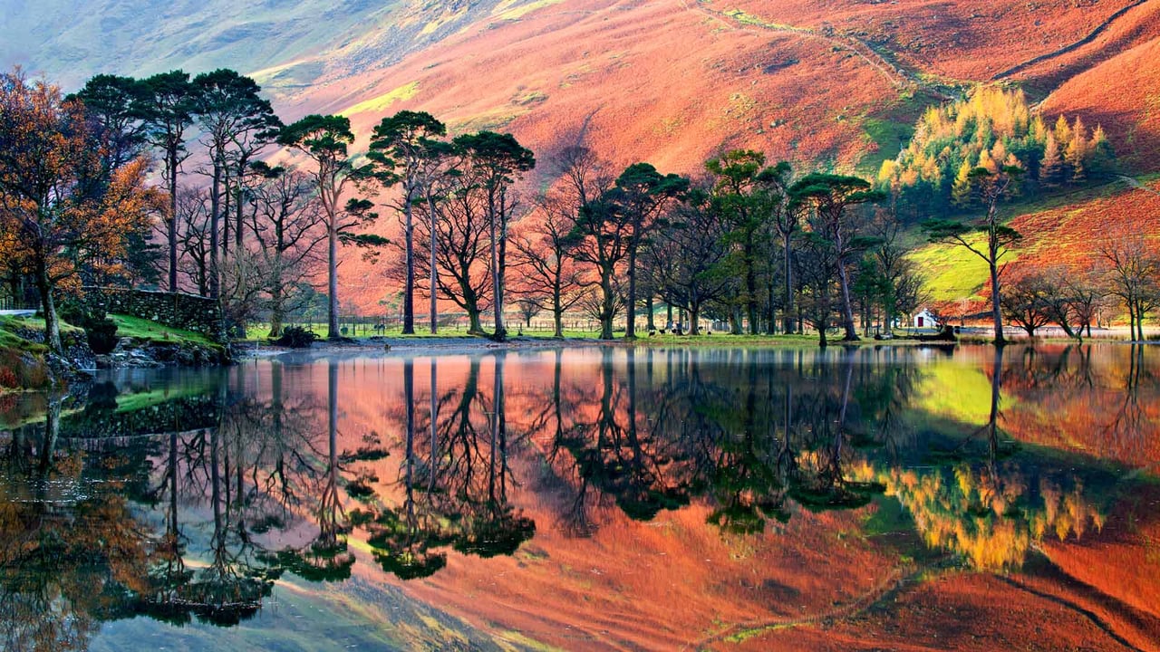 Buttermere, Lake District National Park, England (© Alan Novelli/Alamy) desktop wallpaper