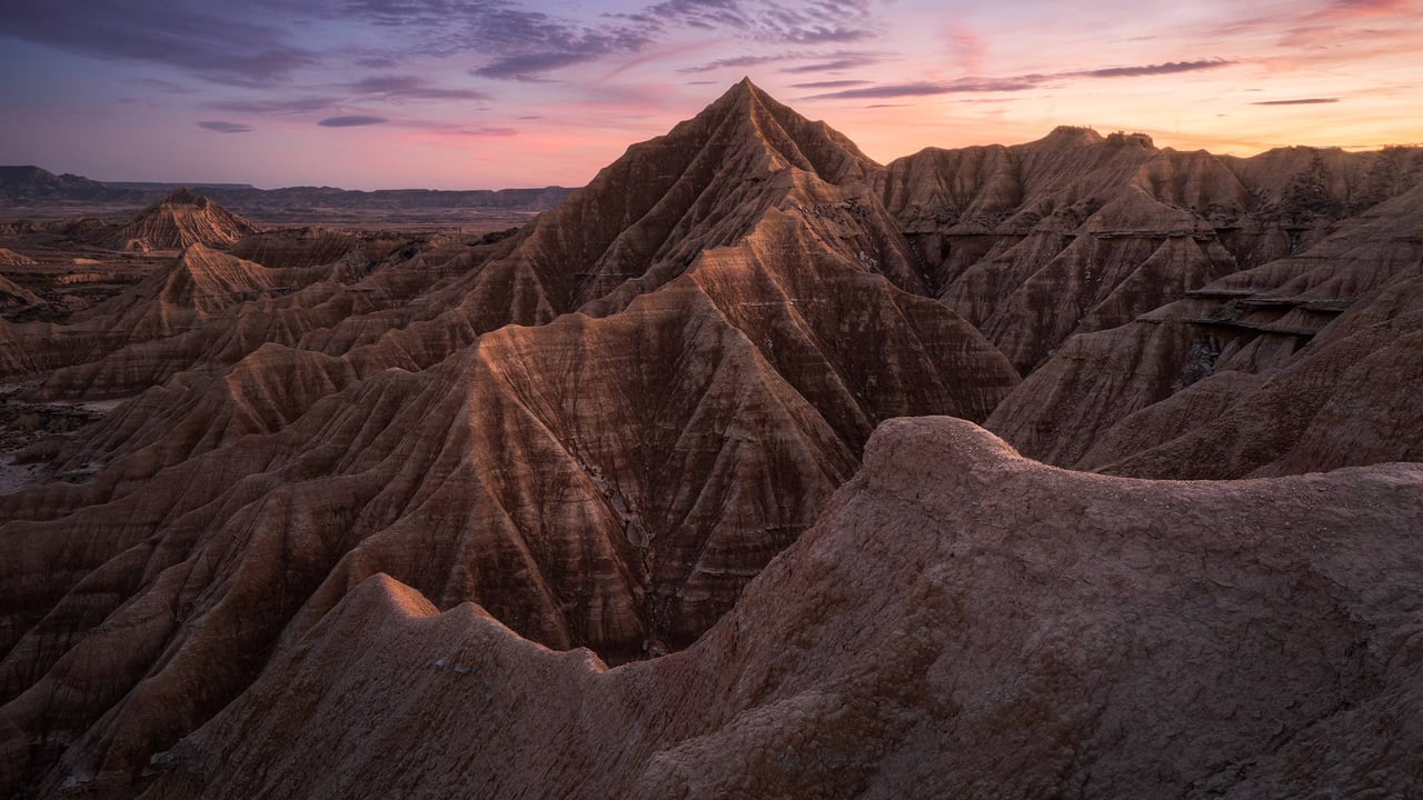 Bardenas Reales Biosphere Reserve and Natural Park, Bardenas, Navarra, Spain (© Aliaume Chapelle/Tandem Stills + Motion) desktop wallpaper
