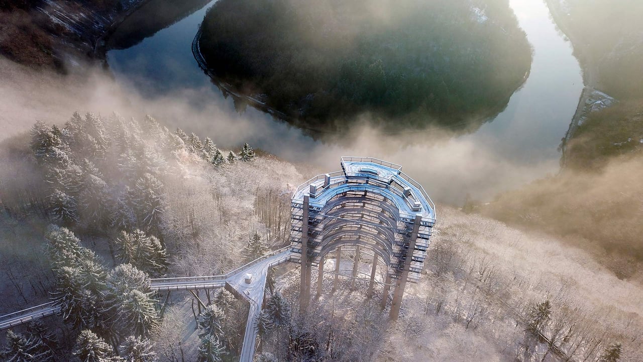 Treetop Walk Saarschleife, Orscholz, Mettlach, Germany (© Hans-Peter Merten/Huber/eStock Photo) desktop wallpaper