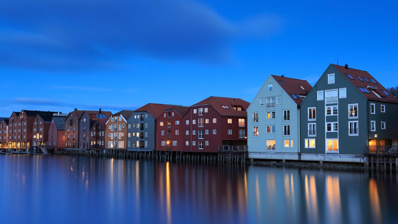 Blue hour in Trondheim, Norway (© Jeanny Mueller/Getty Images) desktop wallpaper