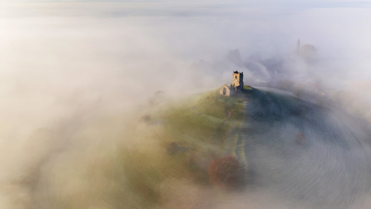 St Michael's Church on Burrow Mump, Burrowbridge, Somerset (© DEEPOL by plainpicture/Adam Burton) desktop wallpaper