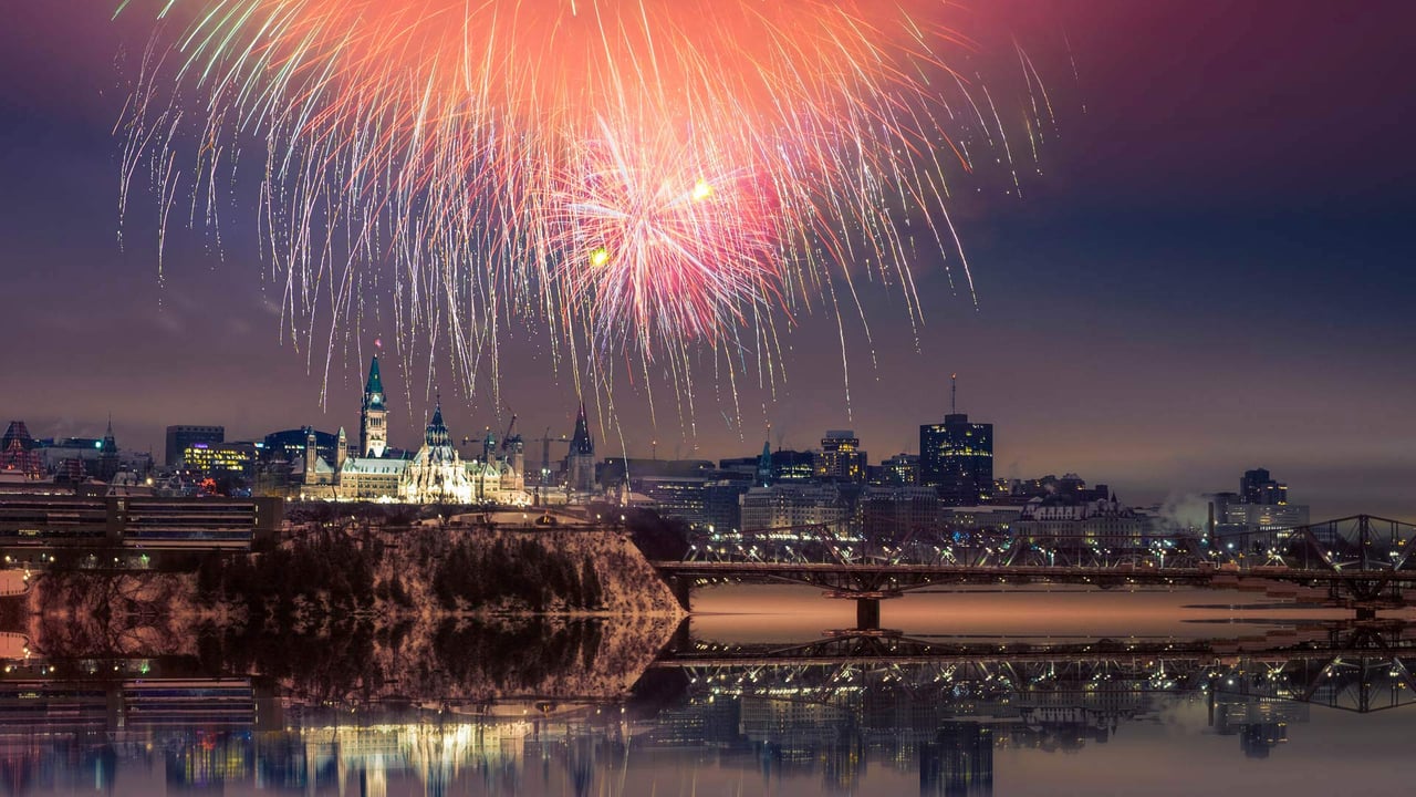 Fireworks over Parliament Hill, Ottawa, Canada (© naibank/Getty Images) desktop wallpaper