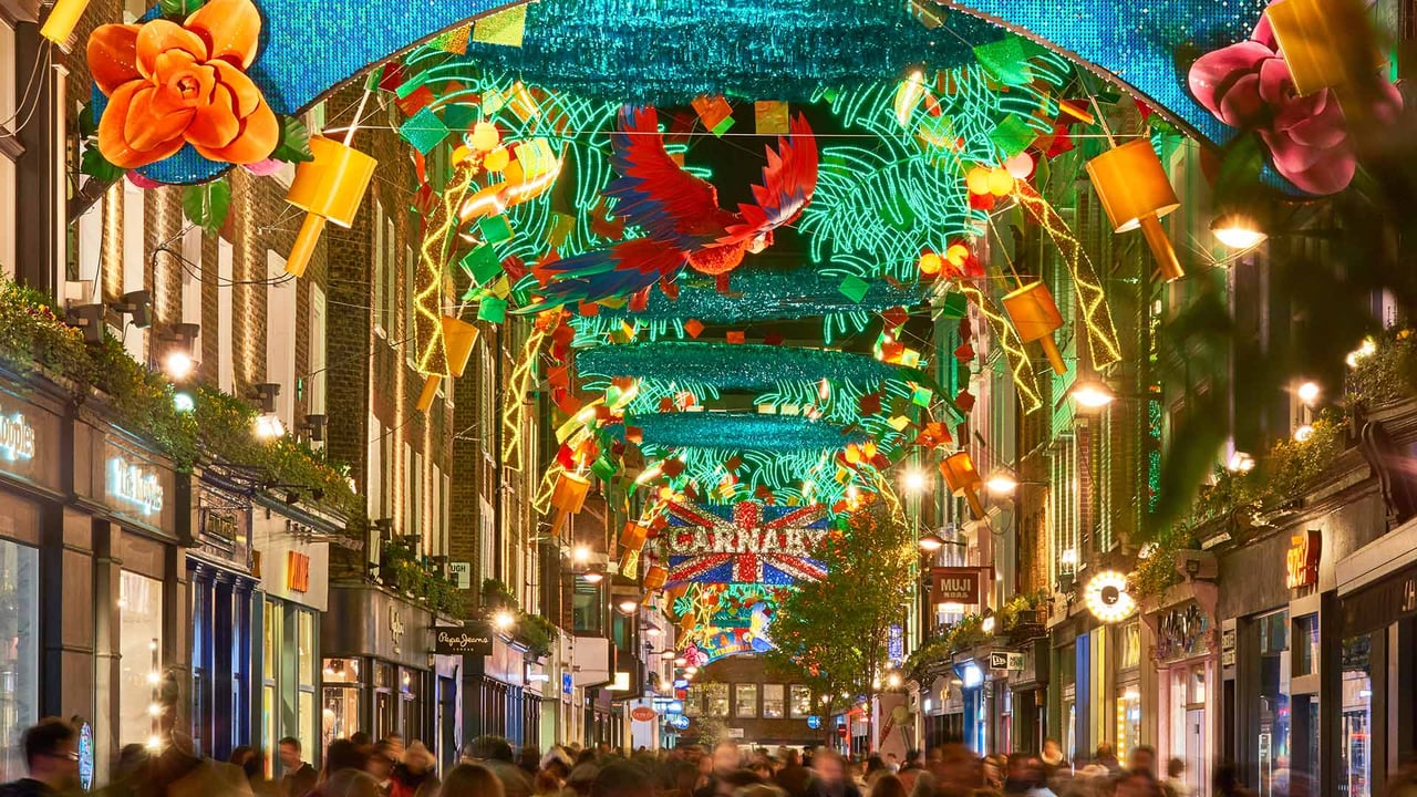 Christmas lights in Carnaby Street, London (© Roy James Shakespeare/Getty Images) desktop wallpaper