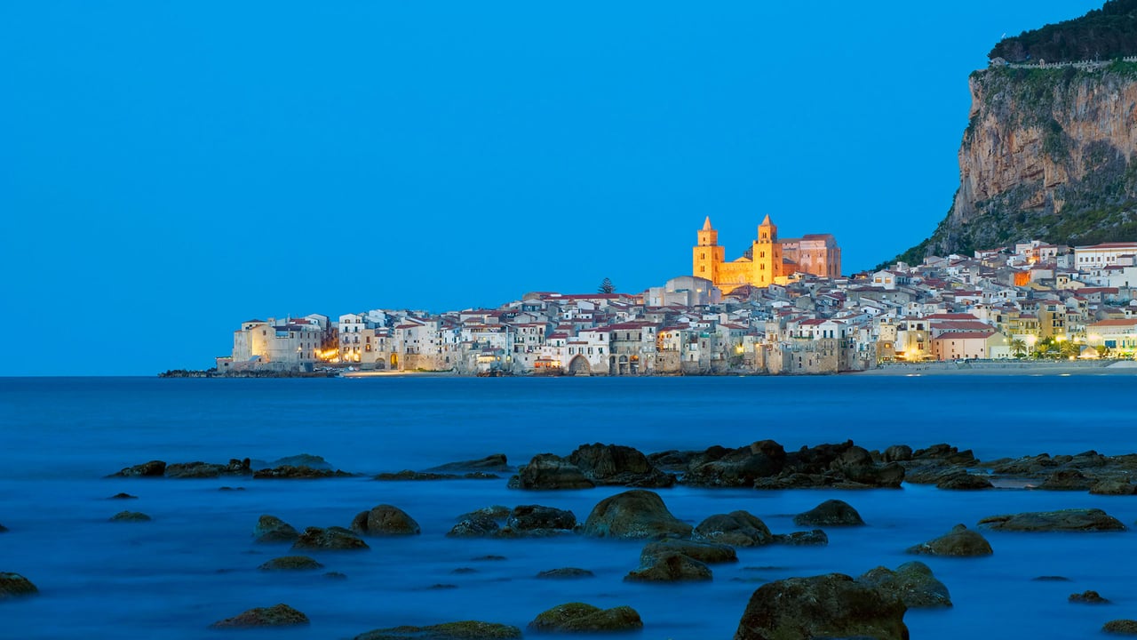 Cefalù on the Tyrrhenian coast in Sicily, Italy (© Tuul & Bruno Morandi/eStock Photo) desktop wallpaper