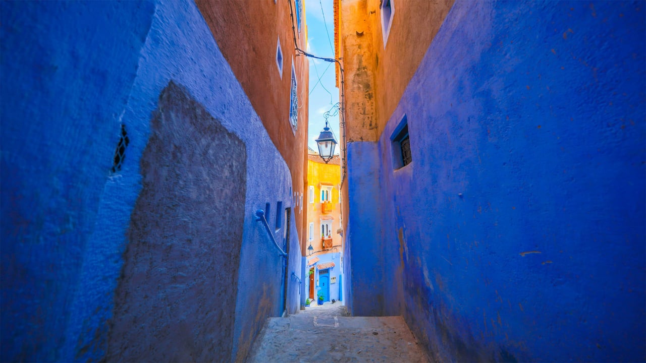 Blue walls of Chefchaouen, Morocco (© Tatsuya Ohinata/Getty Images) desktop wallpaper
