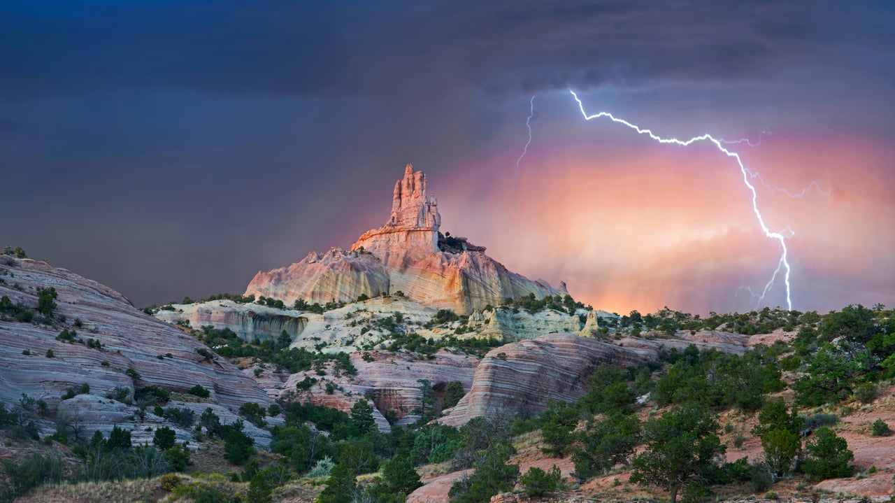 Lightning strikes near Church Rock, New Mexico (© Tim Fitzharris/Minden Pictures) desktop wallpaper
