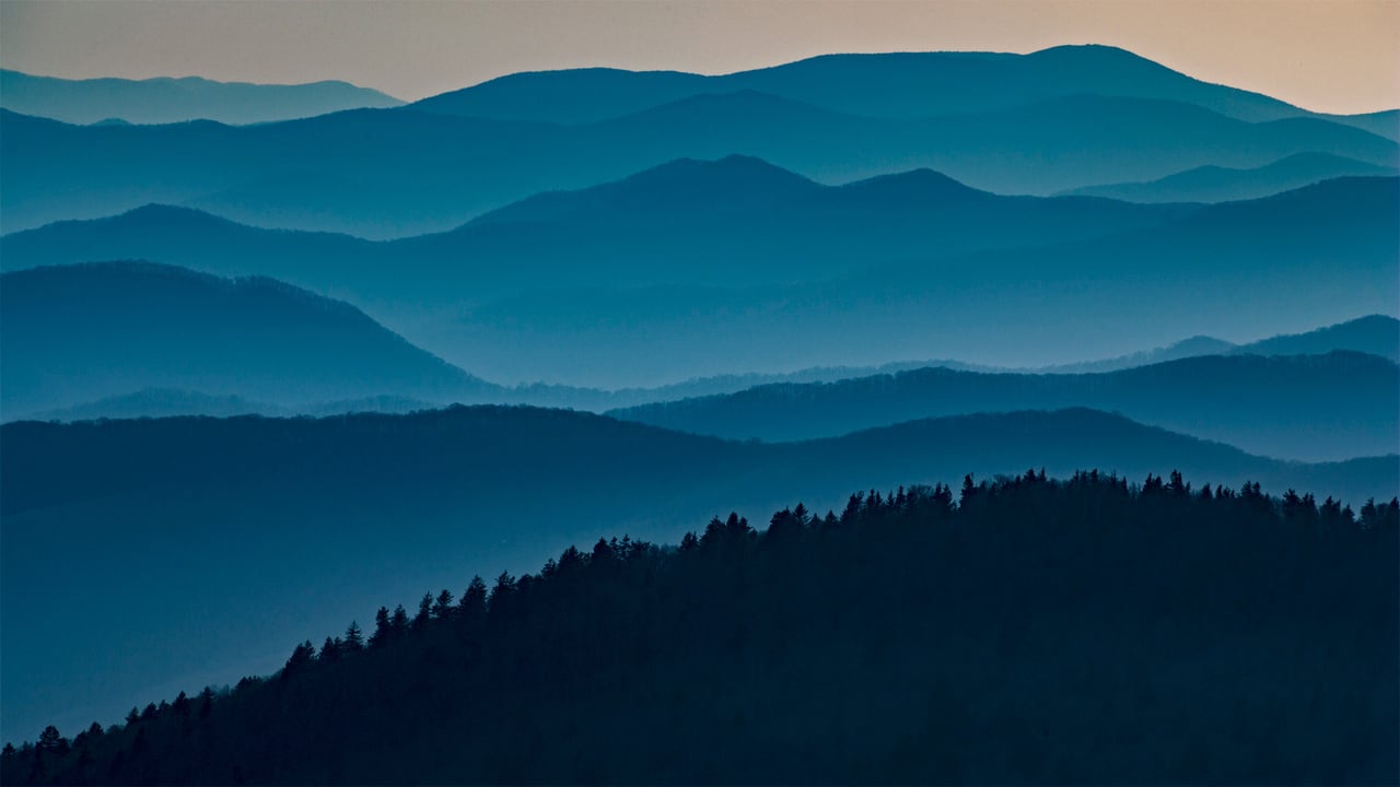Great Smoky Mountains National Park, Tennessee, USA (© Tony Barber/Getty Images) desktop wallpaper