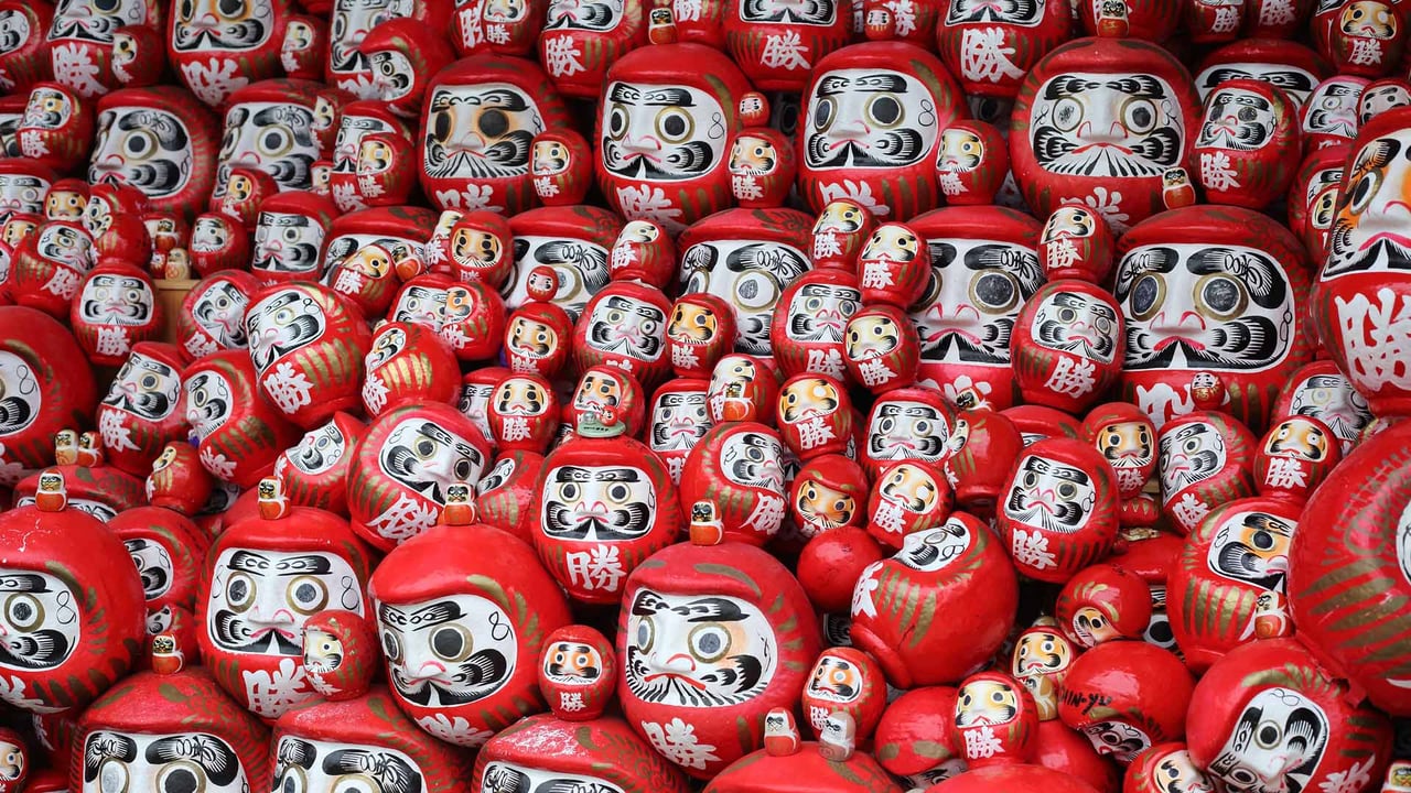勝尾寺の勝ちダルマ, 大阪府 箕面市 (© feathercollector/Adobe Stock) desktop wallpaper