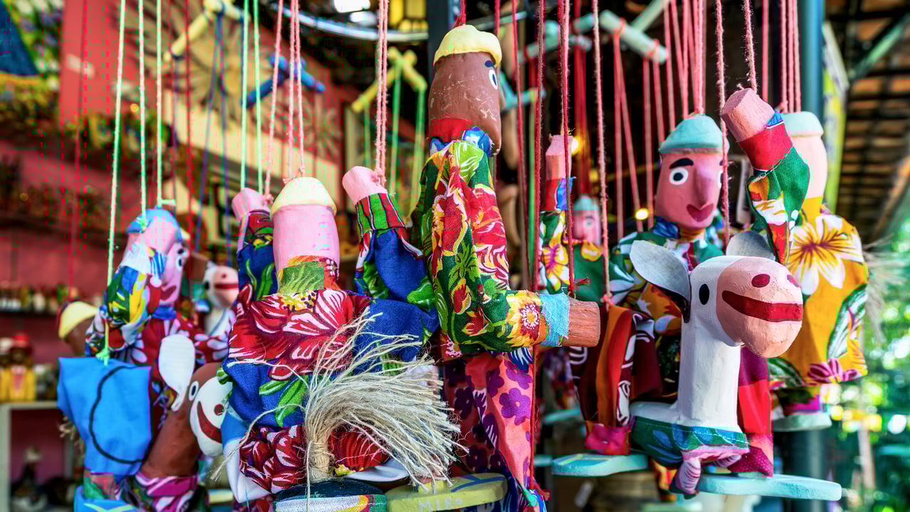 Mamulengos em Olinda, Pernambuco (© Paula Montenegro/iStock/Getty Images Plus) desktop wallpaper