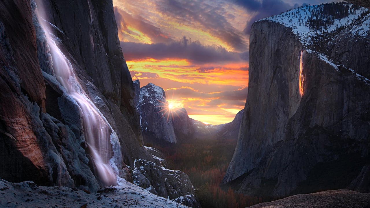 'Firefall' on Horsetail Fall, Yosemite National Park, California (© Jeff Lewis/Tandem Stills + Motion) desktop wallpaper