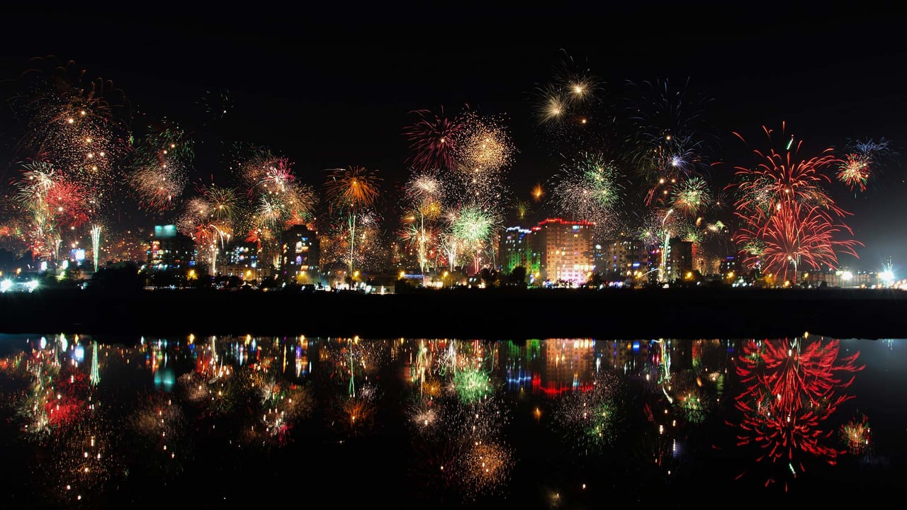 Diwali celebrations (© Umang Gajjar/Getty Images) desktop wallpaper
