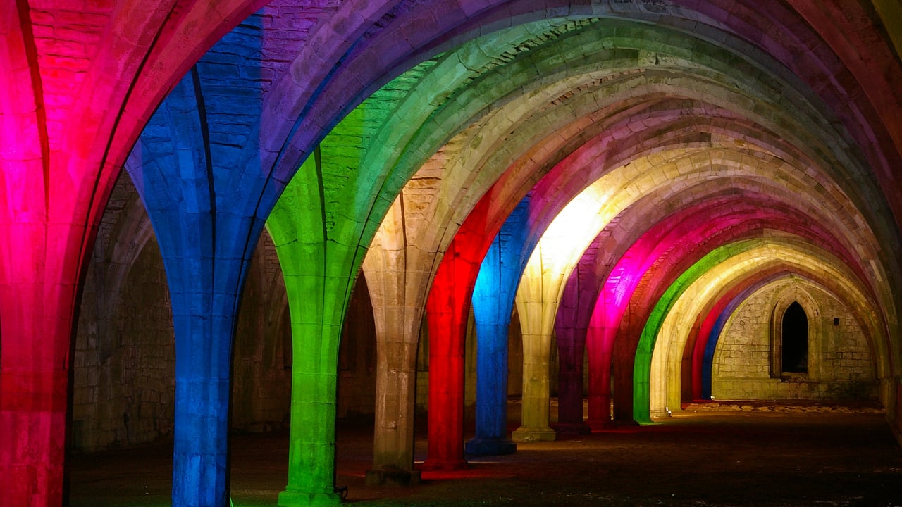 Fountains Abbey cellarium, North Yorkshire (© k33adr/iStock/Getty Images Plus) desktop wallpaper