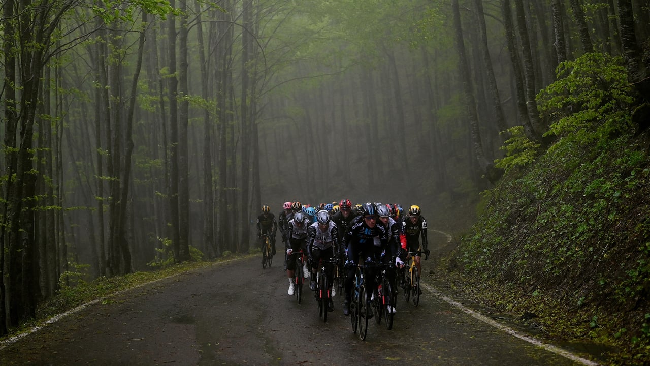 Comincia il Giro d'Italia, Durazzo, Albania (© Tim de Waele/Getty Images) desktop wallpaper