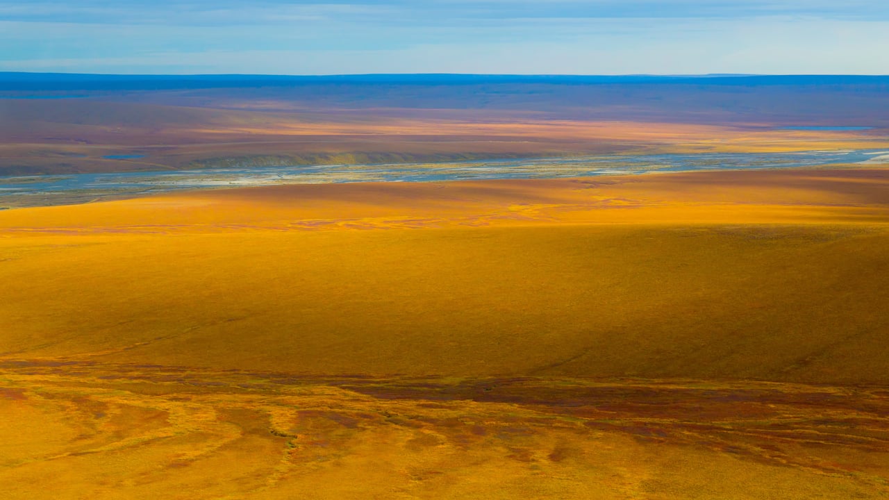 The Ivishak River in the North Slope of Alaska (© Don Paulson/Danita Delimont) desktop wallpaper