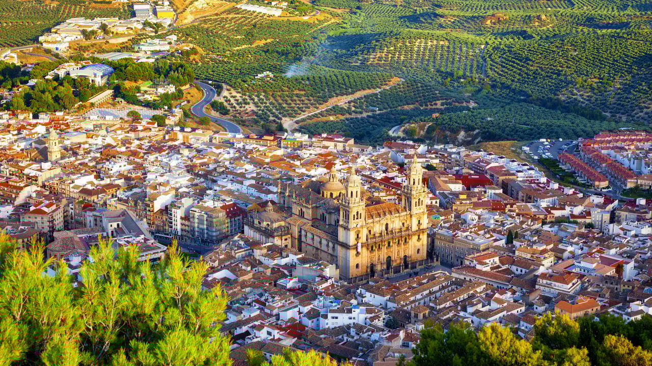 Catedral de la Asunción, Jaén, Andalucía, España (© JoseIgnacioSoto/Getty Images) desktop wallpaper