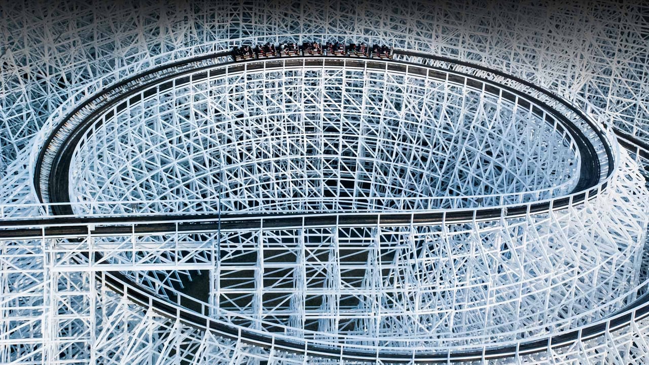 Roller coaster in Nagashima Spa Land, Mie prefecture, Japan (© Japanese amateur photographer/Getty Images) desktop wallpaper