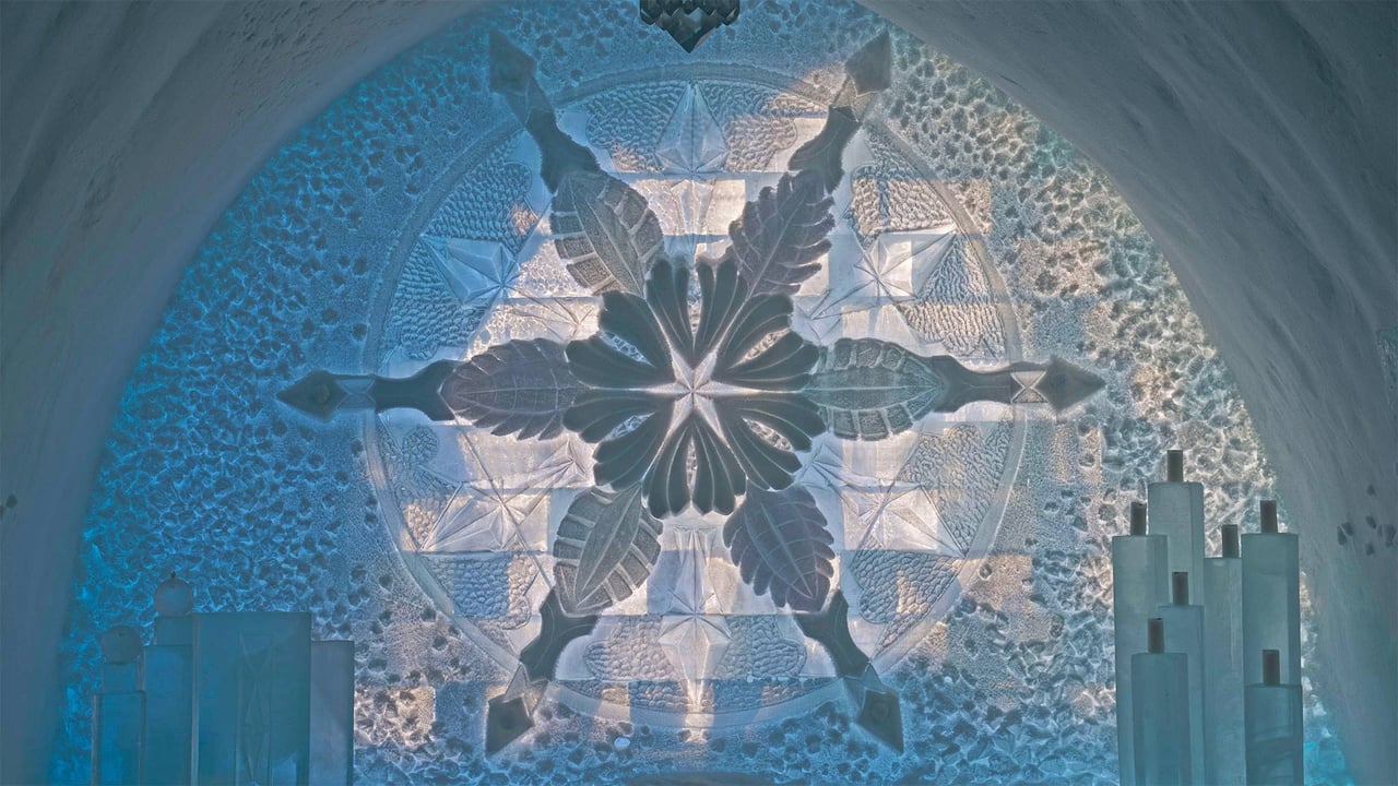 The Ceremony Hall of Icehotel in Jukkasjarvi, Sweden (© Wolfgang Kaehler/LightRocket via Getty Images) desktop wallpaper