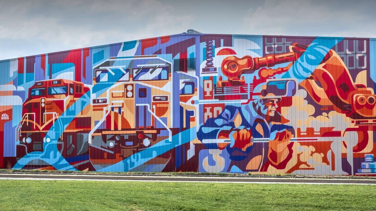 'Power of the Titans' mural by Andrei Krautsou, North Kansas City, Missouri (© Stephen Taylor/Alamy) desktop wallpaper