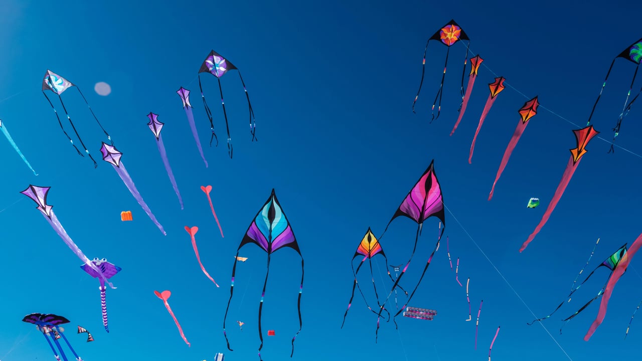 Adelaide International Kite Festival, Australia (© Andrey Moisseyev/Alamy) desktop wallpaper