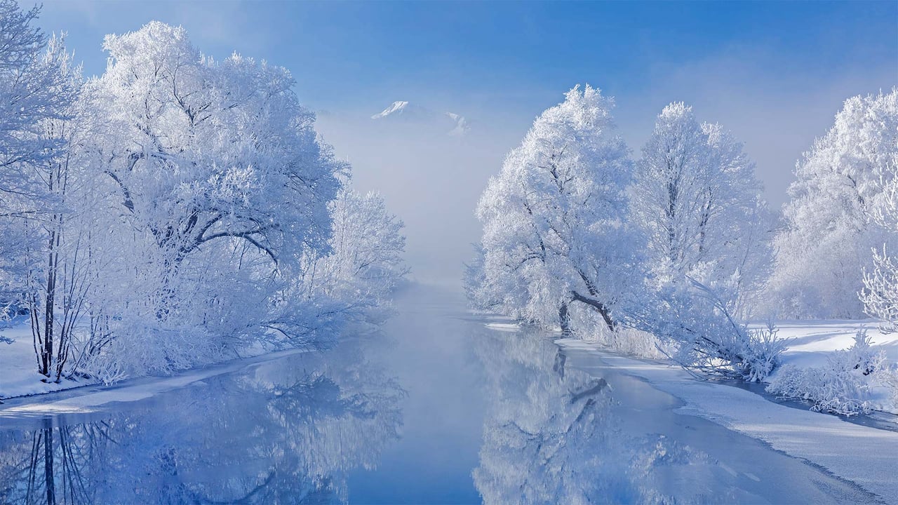 Kochelsee and Heimgarten Mountain in Bavaria, Germany (© Reinhard Schmid/eStock Photo) desktop wallpaper