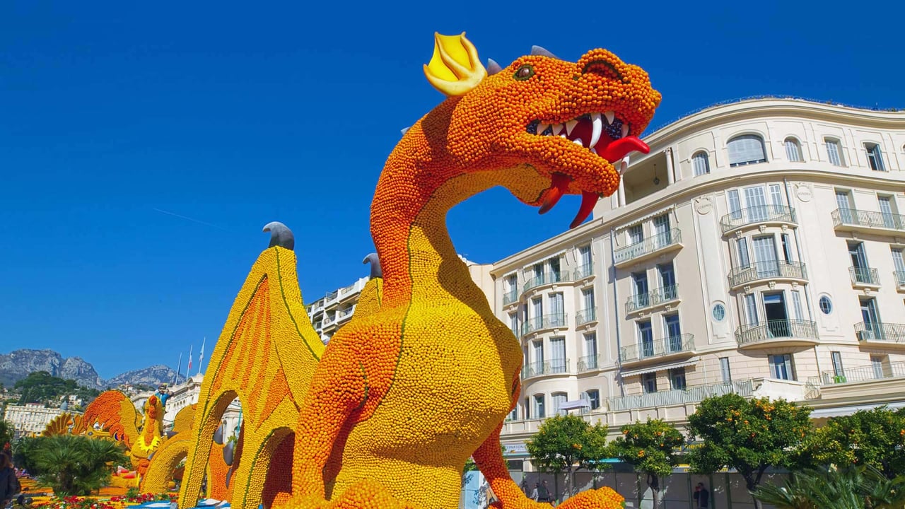 The 2019 Lemon Festival in Menton, France (© Mandoga Media/Alamy) desktop wallpaper