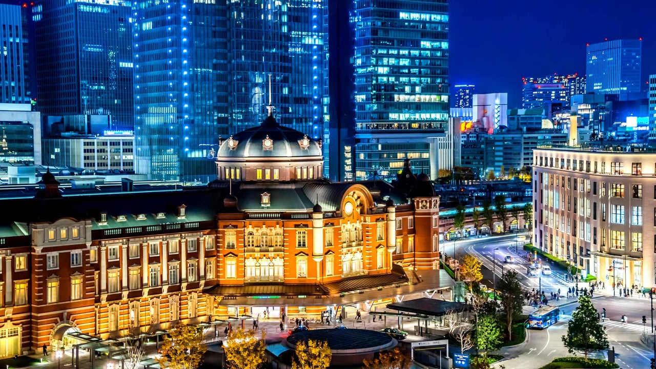 「東京駅丸の内駅舎」東京, 千代田区 (© voyata/Getty Images) desktop wallpaper
