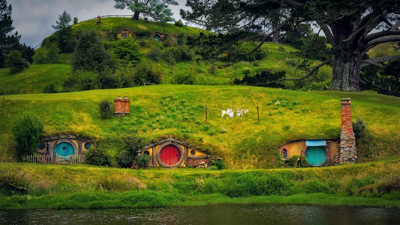 Hobbiton, near Matamata, North Island, New Zealand (© 500px Asia/Getty Images) desktop wallpaper