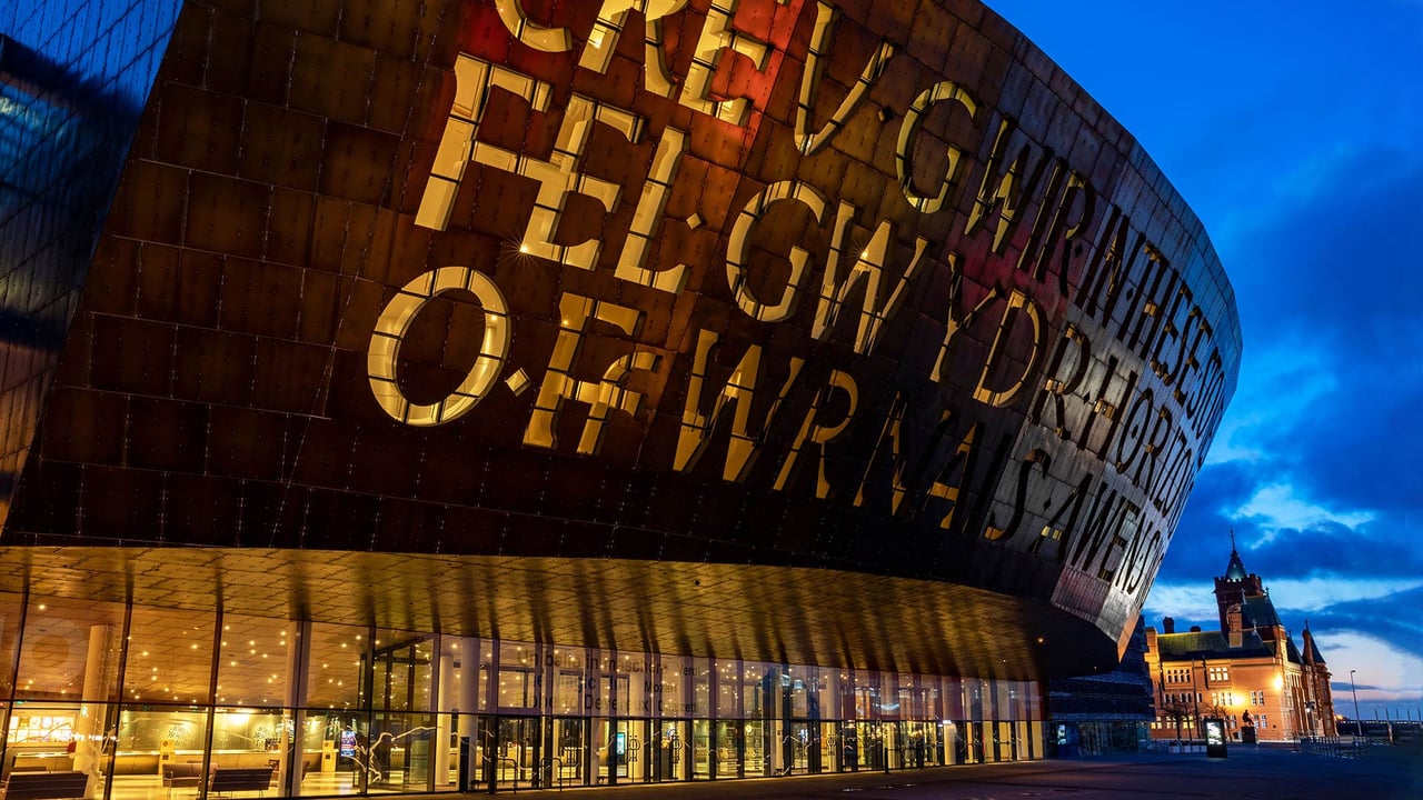 Wales Millennium Centre and The Pierhead building at dawn, Cardiff Bay (© Carl DeAbreu Photography/Shutterstock) desktop wallpaper