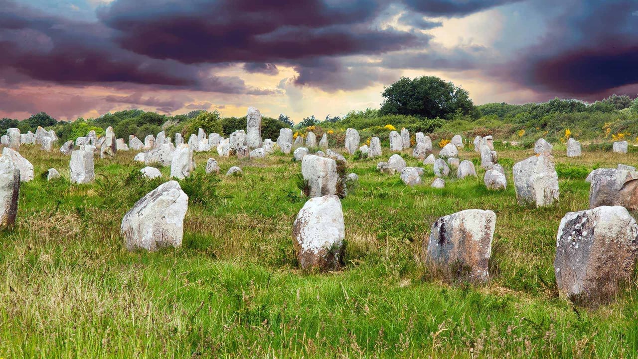 Alignements de Carnac, Golfe du Morbihan, France (© Guy Ozenne/Getty Images) desktop wallpaper