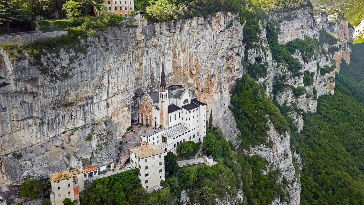 The Sanctuary of Madonna della Corona in Italy (© Volodymyr Kalyniuk/Alamy) desktop wallpaper