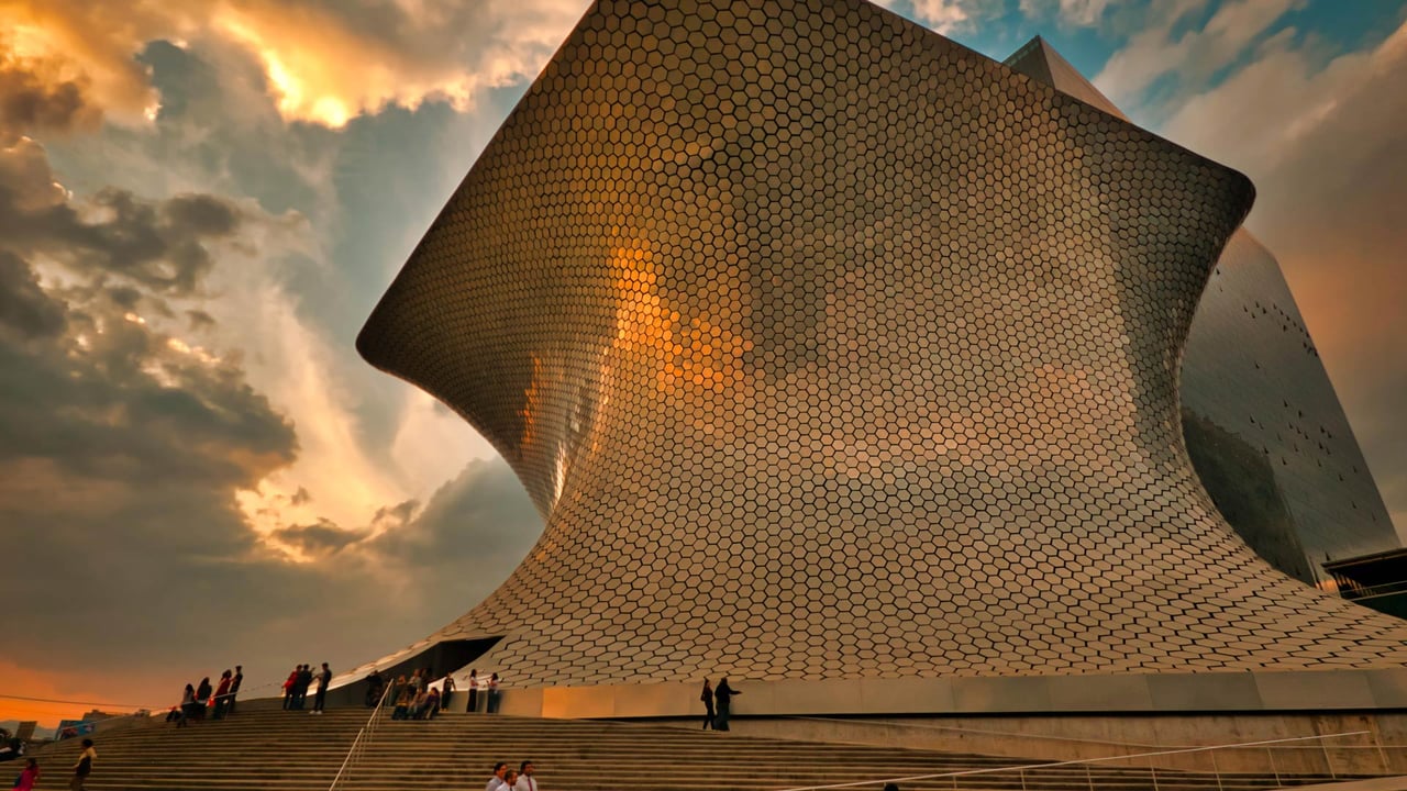 Museo Soumaya, Plaza Carso, Mexico City, Mexico (© Juan Romero/Alamy) desktop wallpaper