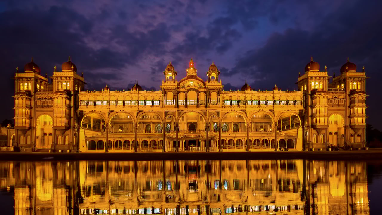 Mysuru Palace, Mysuru, Karnataka (© Amith Nag Photography/Getty Images) desktop wallpaper