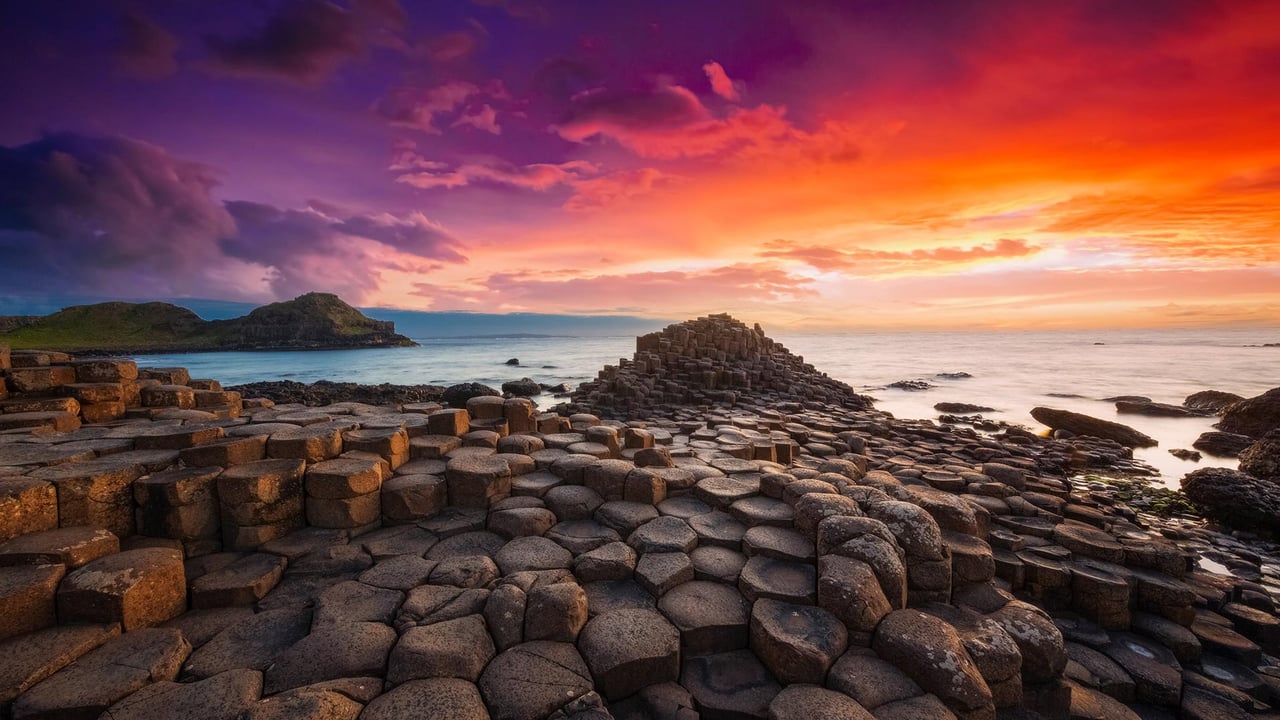The Giant's Causeway, County Antrim, Northern Ireland (© Dieter Meyrl/Getty Images) desktop wallpaper