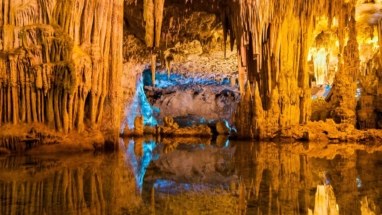 Neptune's Grotto, Sardinia, Italy (© Carlo Murenu/Getty Images) desktop wallpaper