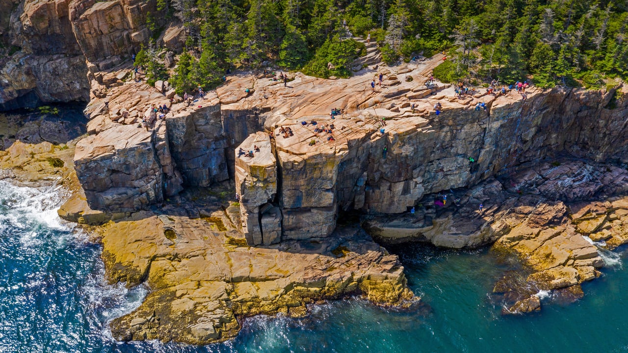 Otter Cliffs, Acadia National Park, Maine (© dbimages/Alamy) desktop wallpaper