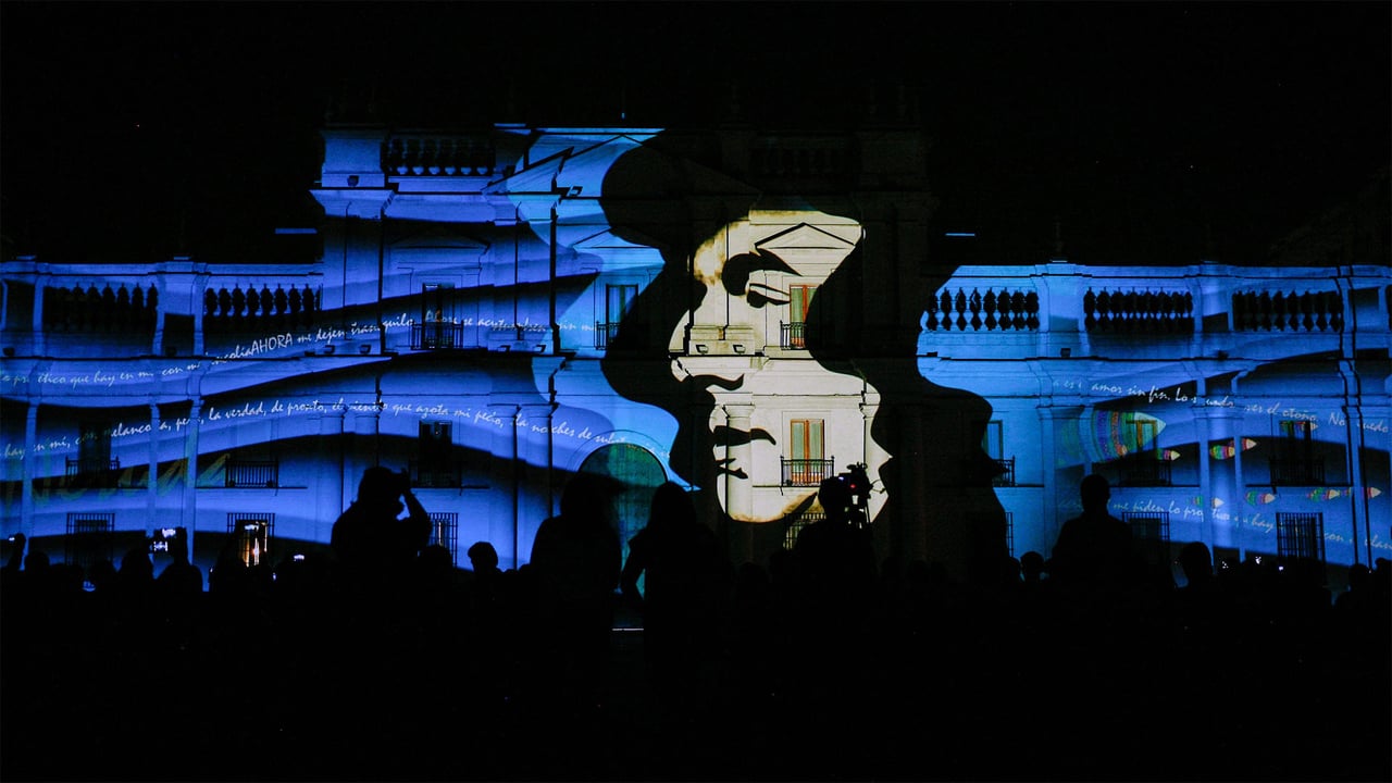 Portrait of poet Pablo Neruda projected on a building, Santiago, Chile (© Mario Tellez/Anadolu Agency/Getty Images) desktop wallpaper