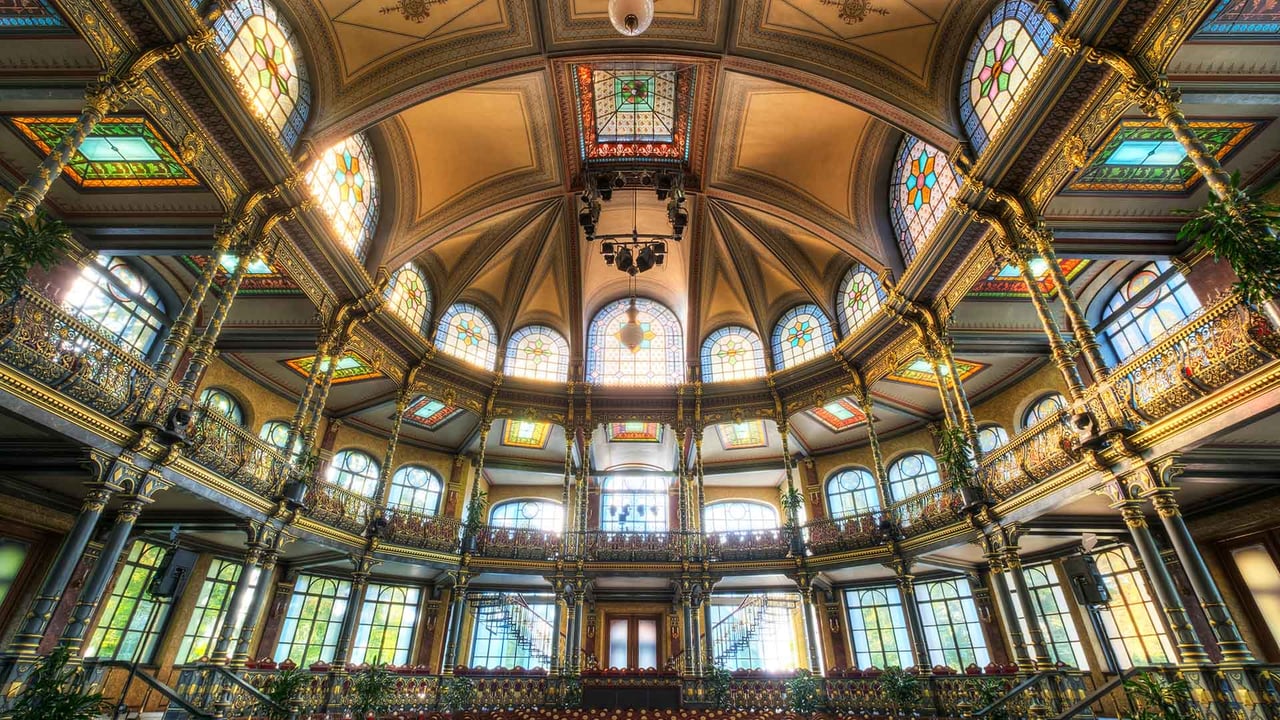 Parktheater im Kurhaus Göggingen, Architekt Jean Keller, Bayern (© imageBROKER/Alamy Stock Photo) desktop wallpaper