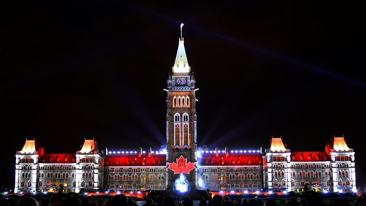 The Peace Tower on Parliament Hill, Ottawa (© Dennis Macdonald/Getty Images) desktop wallpaper