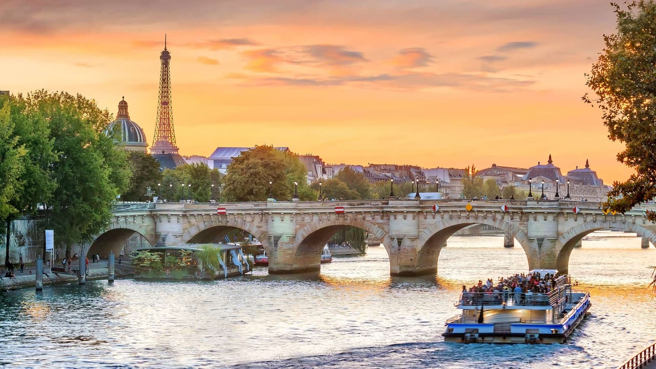Pont Neuf over the Seine, Paris, France (© f11photo/Getty Images) desktop wallpaper