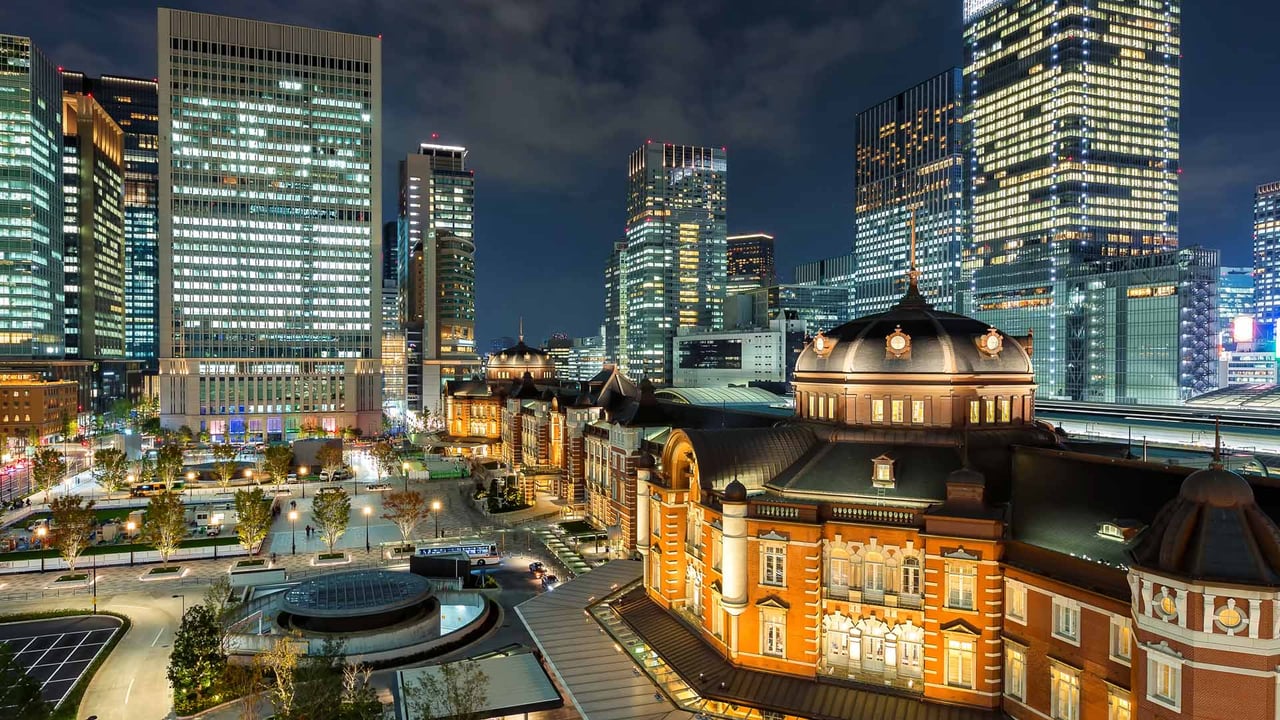 東京駅, 東京都 (© phutthiseth thongtae/Getty Images) desktop wallpaper