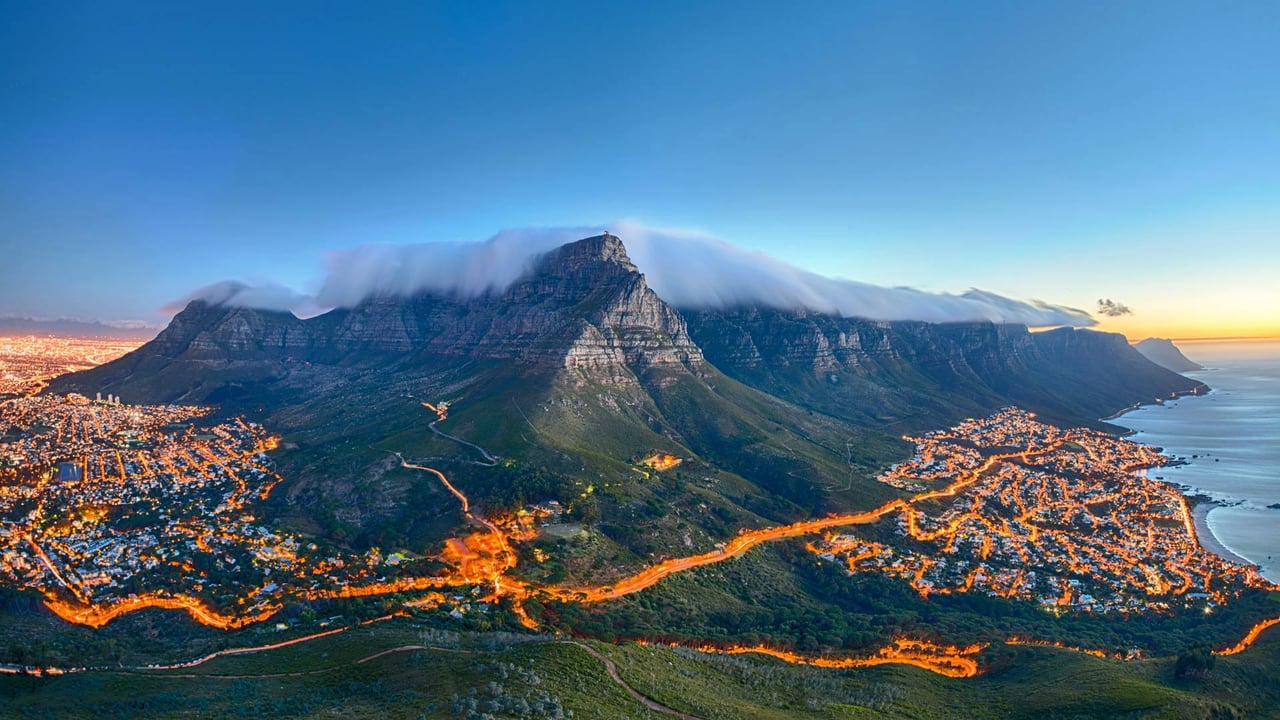 Table Mountain, Cape Town, South Africa (© 4FR/Getty Images) desktop wallpaper