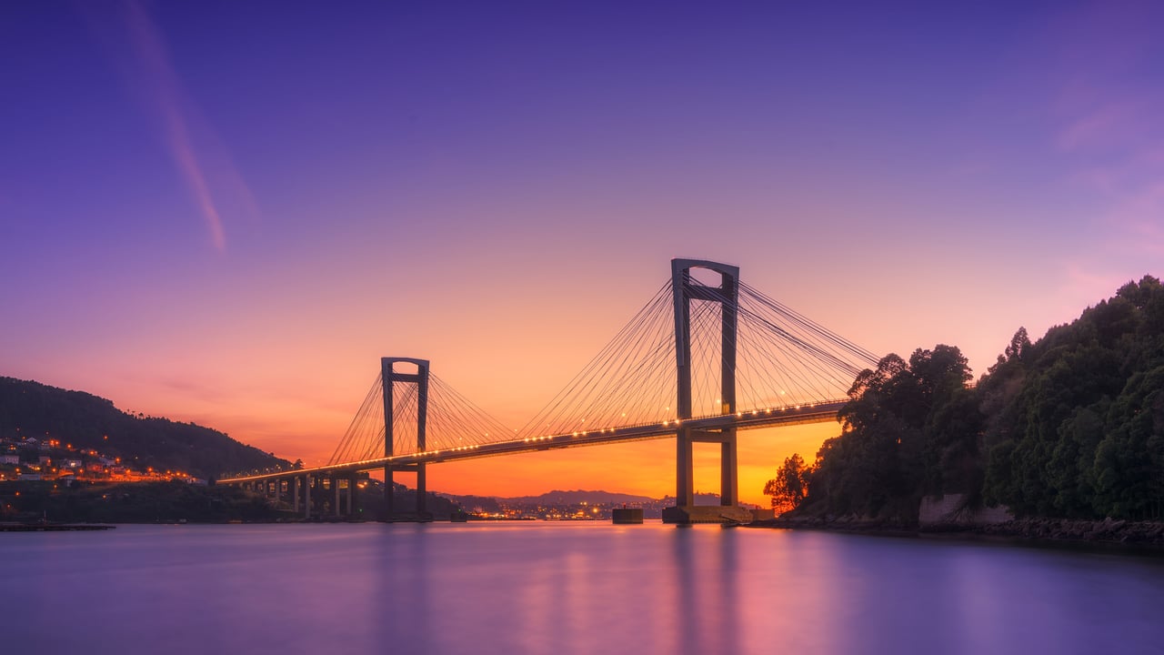维戈的兰德大桥,西班牙 (© Julio Conde/Getty Images) desktop wallpaper