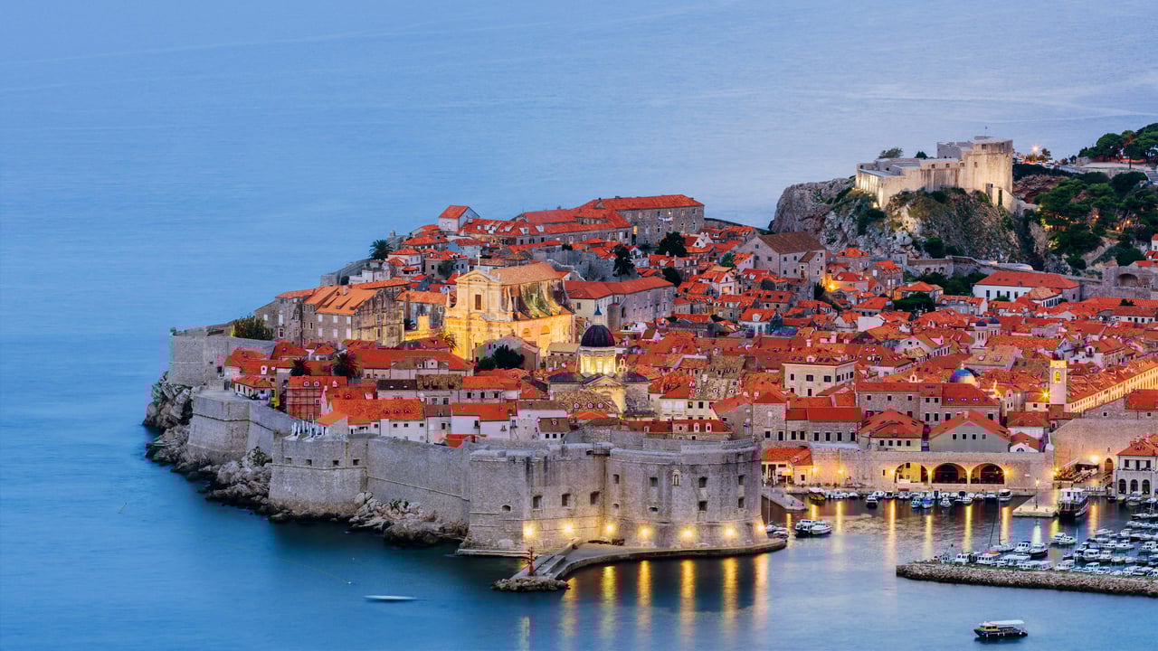 The Old Town of Dubrovnik, Croatia (© Jeremy Woodhouse/Getty Images) desktop wallpaper