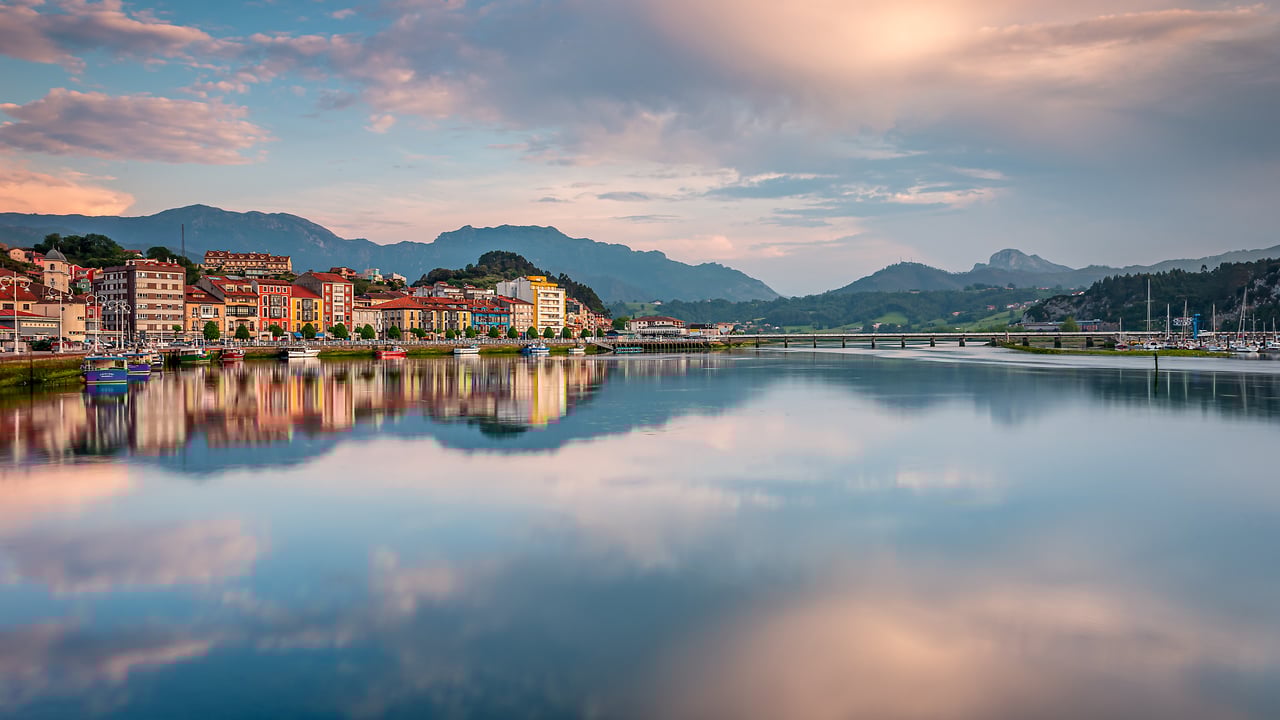 里瓦德塞利亚,阿斯图里亚斯,西班牙 (© Agnieszka Glowala/Getty Images) desktop wallpaper