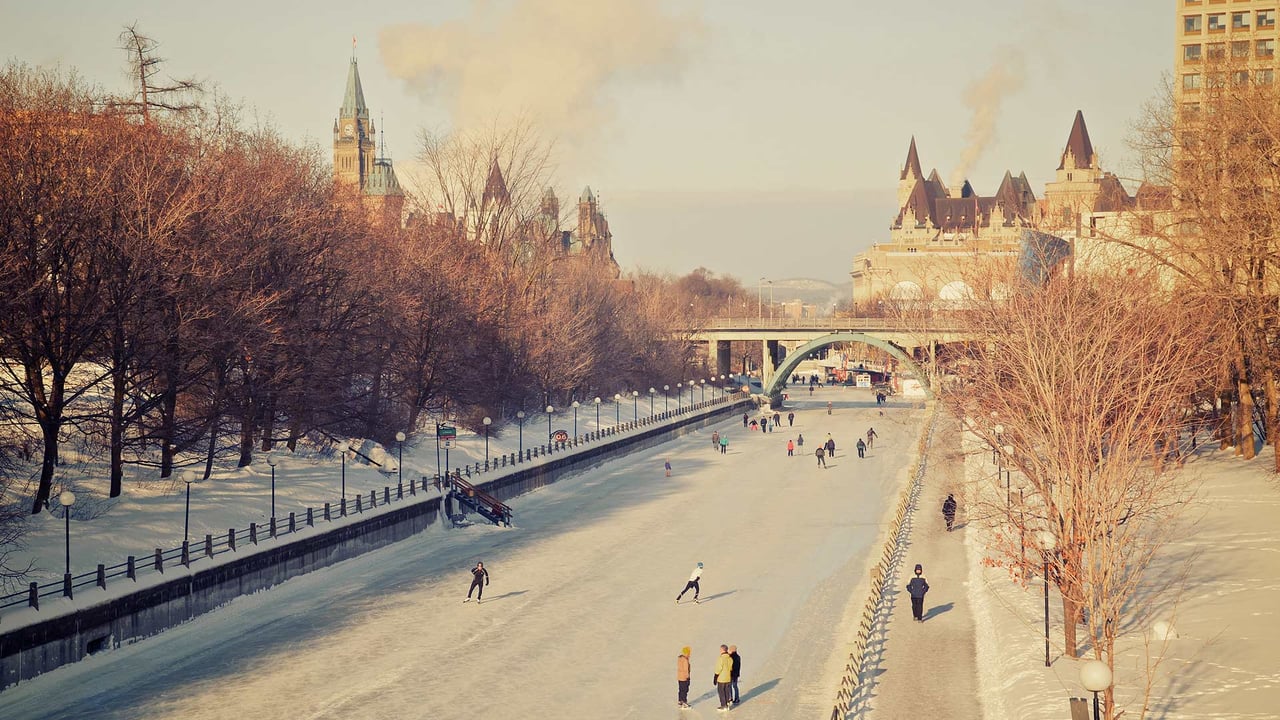 Rideau Canal Skateway during Winterlude in Ottawa, Canada (© Preappy/Getty Images) desktop wallpaper