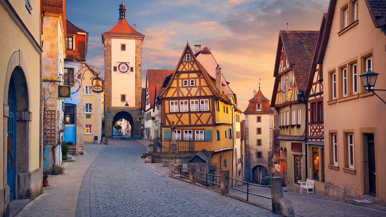Rothenburg ob der Tauber, Bavaria, Germany (© RudyBalasko/Getty Images) desktop wallpaper