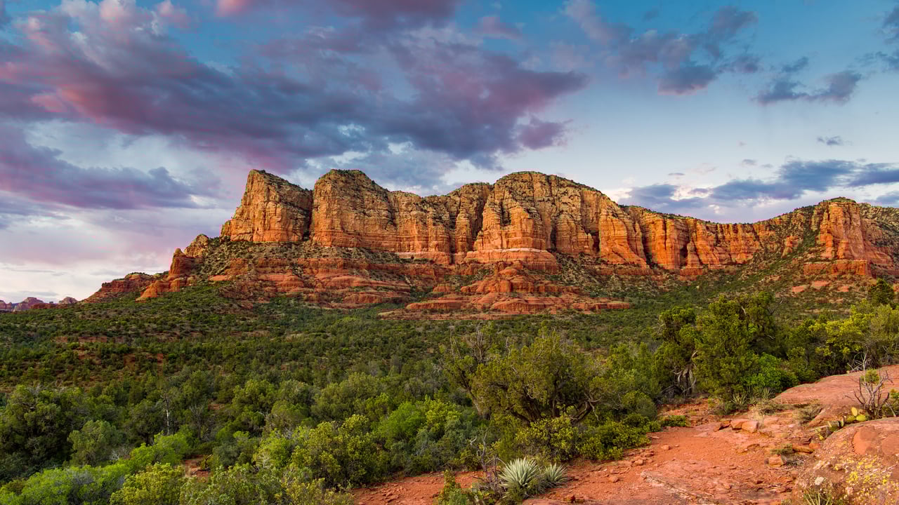 Red rock formations, Sedona, Arizona (© Jim Ekstrand/Alamy) desktop wallpaper